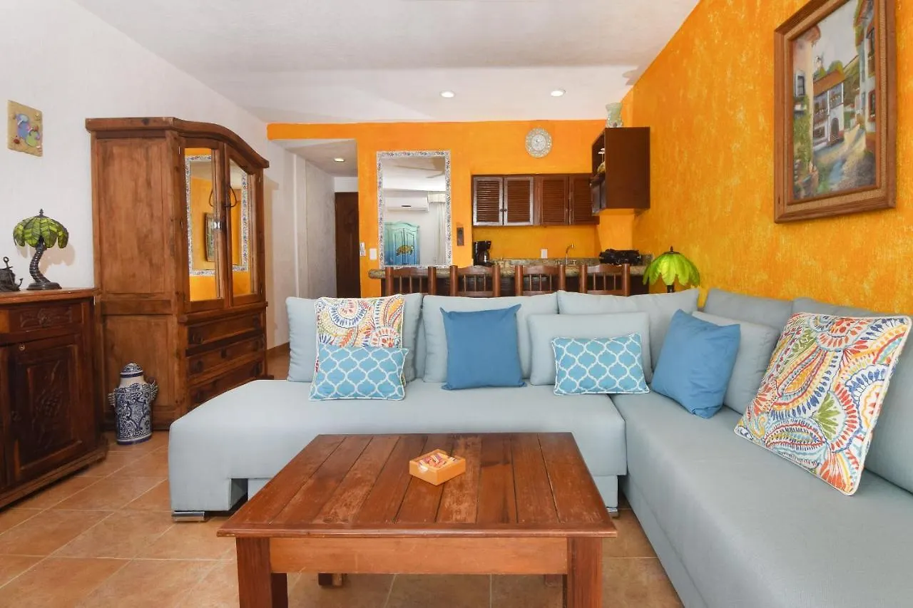 Casita Azul Oceanfront 1 Bed Condo Pms6 Playa del Carmen