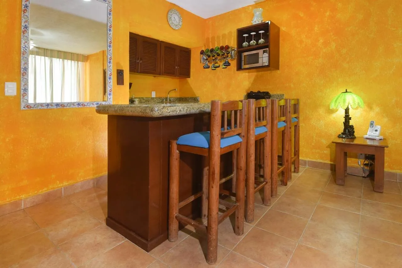 Apartment Casita Azul Oceanfront 1 Bed Condo Pms6 Playa del Carmen
